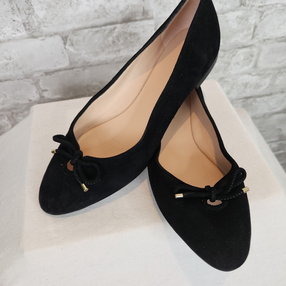 Stuart Weitzman Flats Black Velvet Bow Classic Elegant 7B